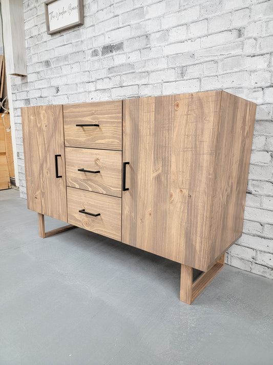 Elmsworth Cabinet