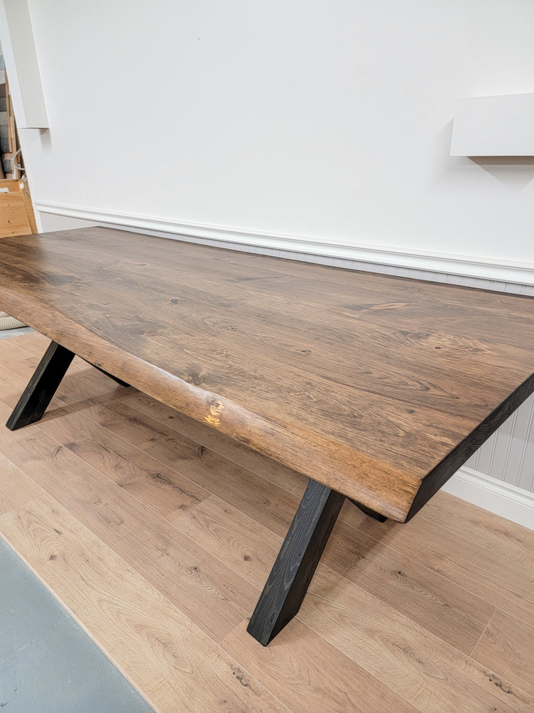 Brampton Eastern White Pine Table