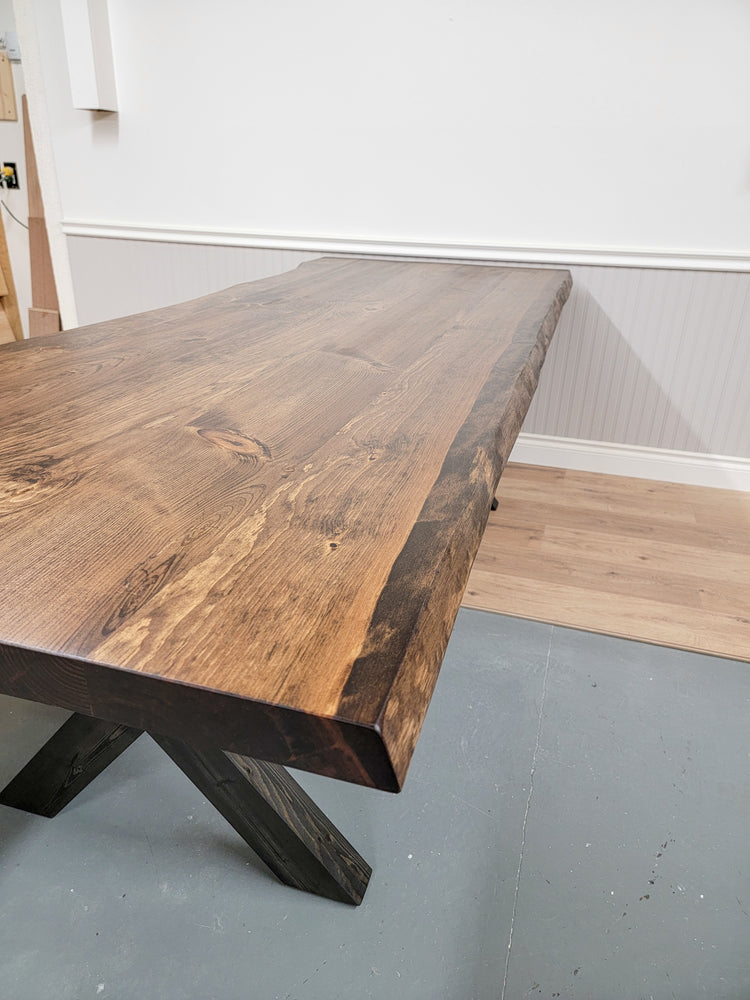 Brampton Eastern White Pine Table