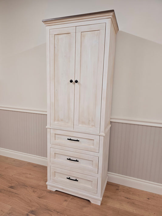 Briarwood Cabinet