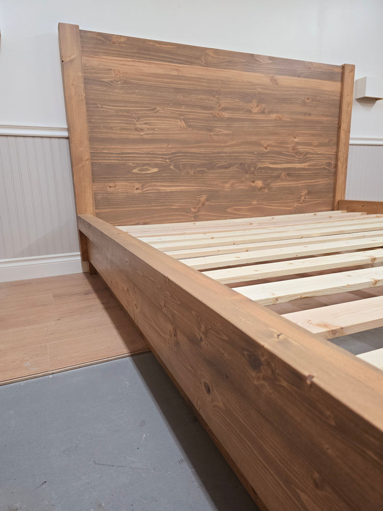 Heritage Platform Bed