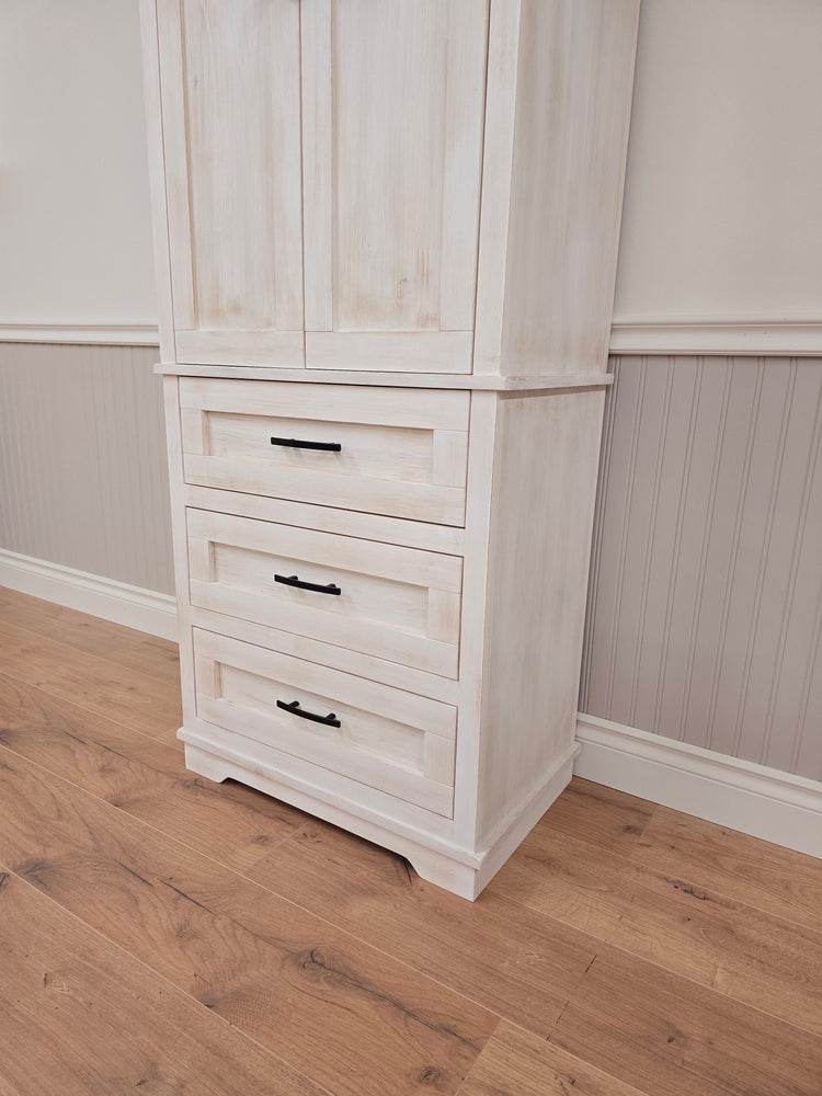 Briarwood Cabinet