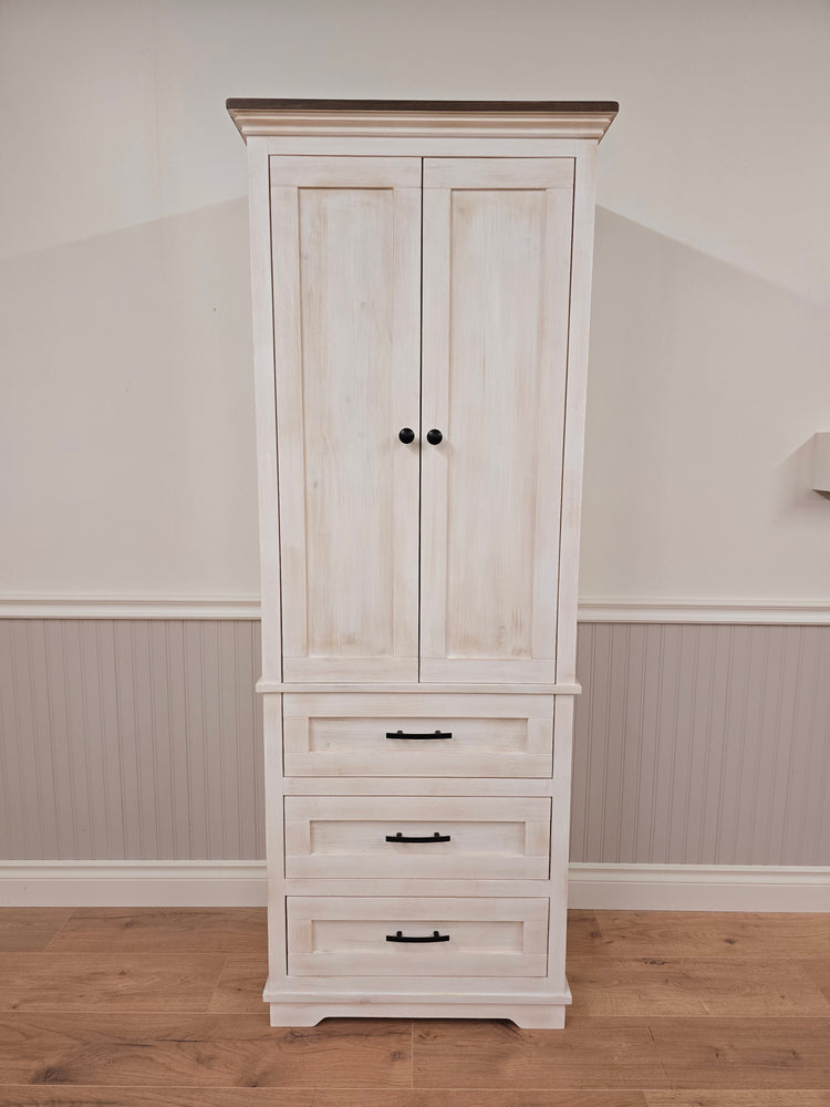 Briarwood Cabinet