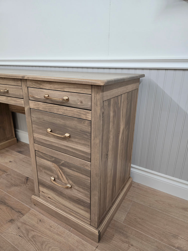 Kingsley Desk